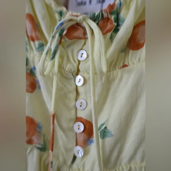 Butter Yellow Romper Size XS Sadie & Sage Orange Blossom Fruit Cottagecore NWOT - Picture 7 of 16